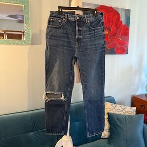 EVERLANE The Cheeky Jean Crop 100% cotton lightly distressed womens Size 31